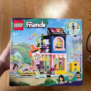 Lego Pink and Blue Building Set with Animal Figures